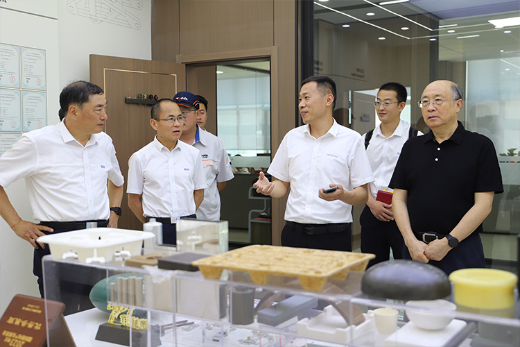 沃達(dá)重工展廳 沃達(dá)重工展廳